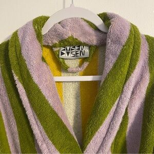 Dusen Dusen bathrobe